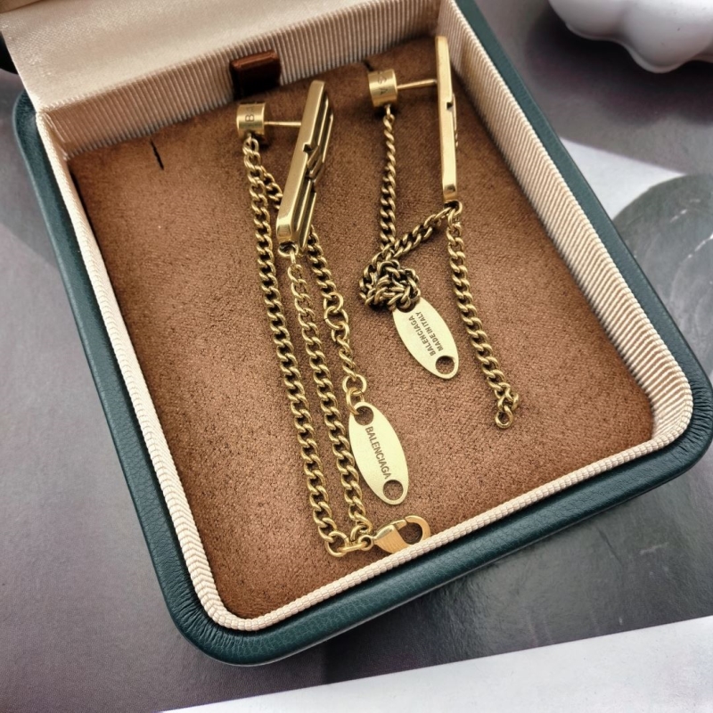Ba1en*iaga earrings